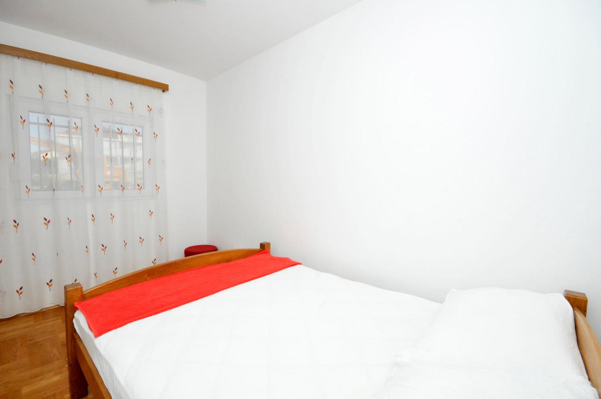 Apartmani Svalina - Seaview And 130M From Beach Trogir Dış mekan fotoğraf