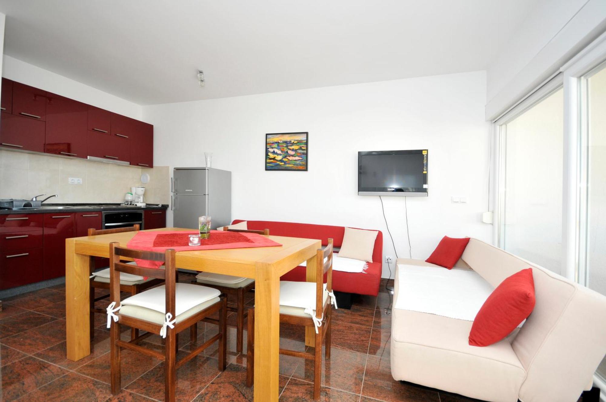 Apartmani Svalina - Seaview And 130M From Beach Trogir Dış mekan fotoğraf