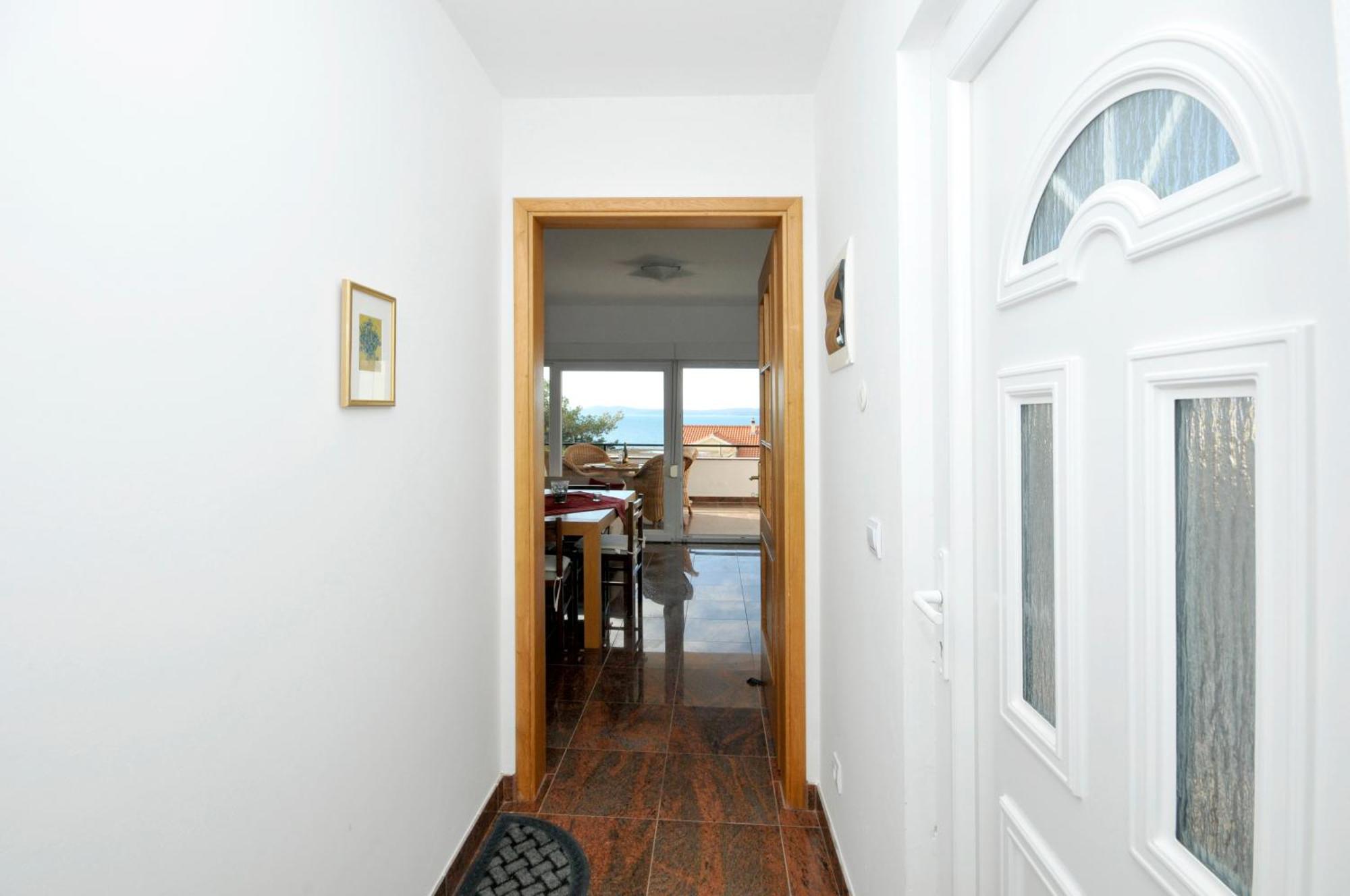 Apartmani Svalina - Seaview And 130M From Beach Trogir Dış mekan fotoğraf