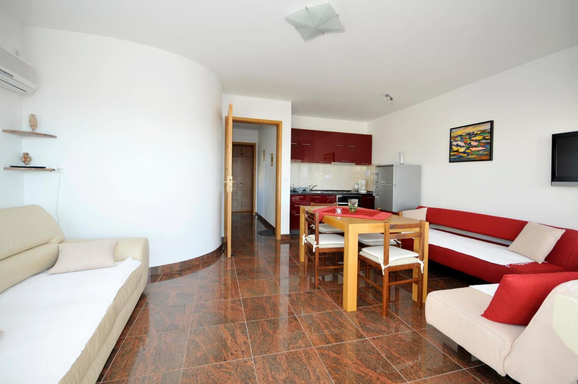 Apartmani Svalina - Seaview And 130M From Beach Trogir Dış mekan fotoğraf