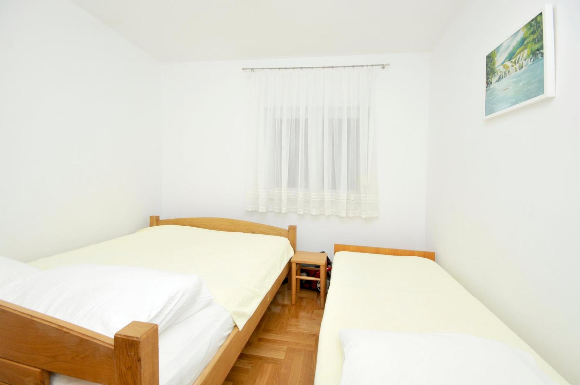 Apartmani Svalina - Seaview And 130M From Beach Trogir Dış mekan fotoğraf