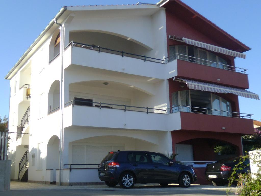 Apartmani Svalina - Seaview And 130M From Beach Trogir Dış mekan fotoğraf