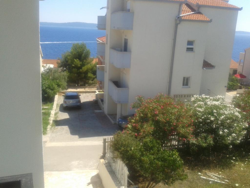 Apartmani Svalina - Seaview And 130M From Beach Trogir Dış mekan fotoğraf
