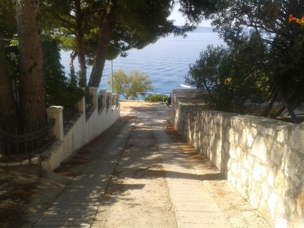 Apartmani Svalina - Seaview And 130M From Beach Trogir Dış mekan fotoğraf